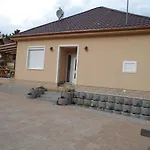 Family بيت للعطل Hajdúszoboszló